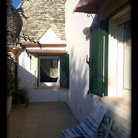 Εξοχικό σπίτι Trullo Ai Cento Sassi